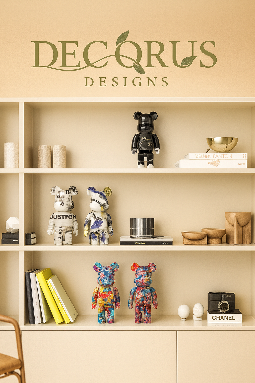 Decorus Graffiti Bear Sculpture